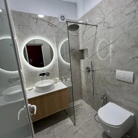 Lovely 2 Bedroom With A Great Sea View * Saranda