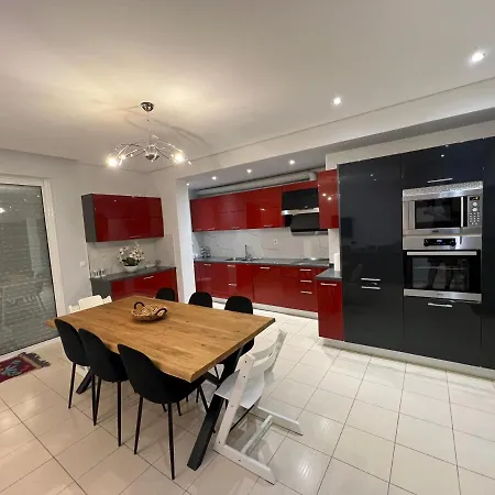 Lovely 2 Bedroom With A Great Sea View Sarande