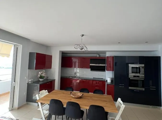Apartament Lovely 2 Bedroom With A Great Sea View